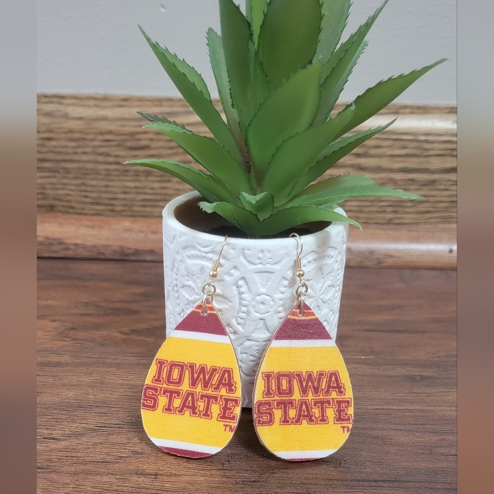 Iowa State Cyclones Wood Tear Drop Lightweight New Boutique Earrings